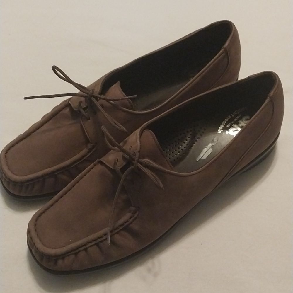 SAS suede handcrafted comfort moccasin size 10M. NWOB